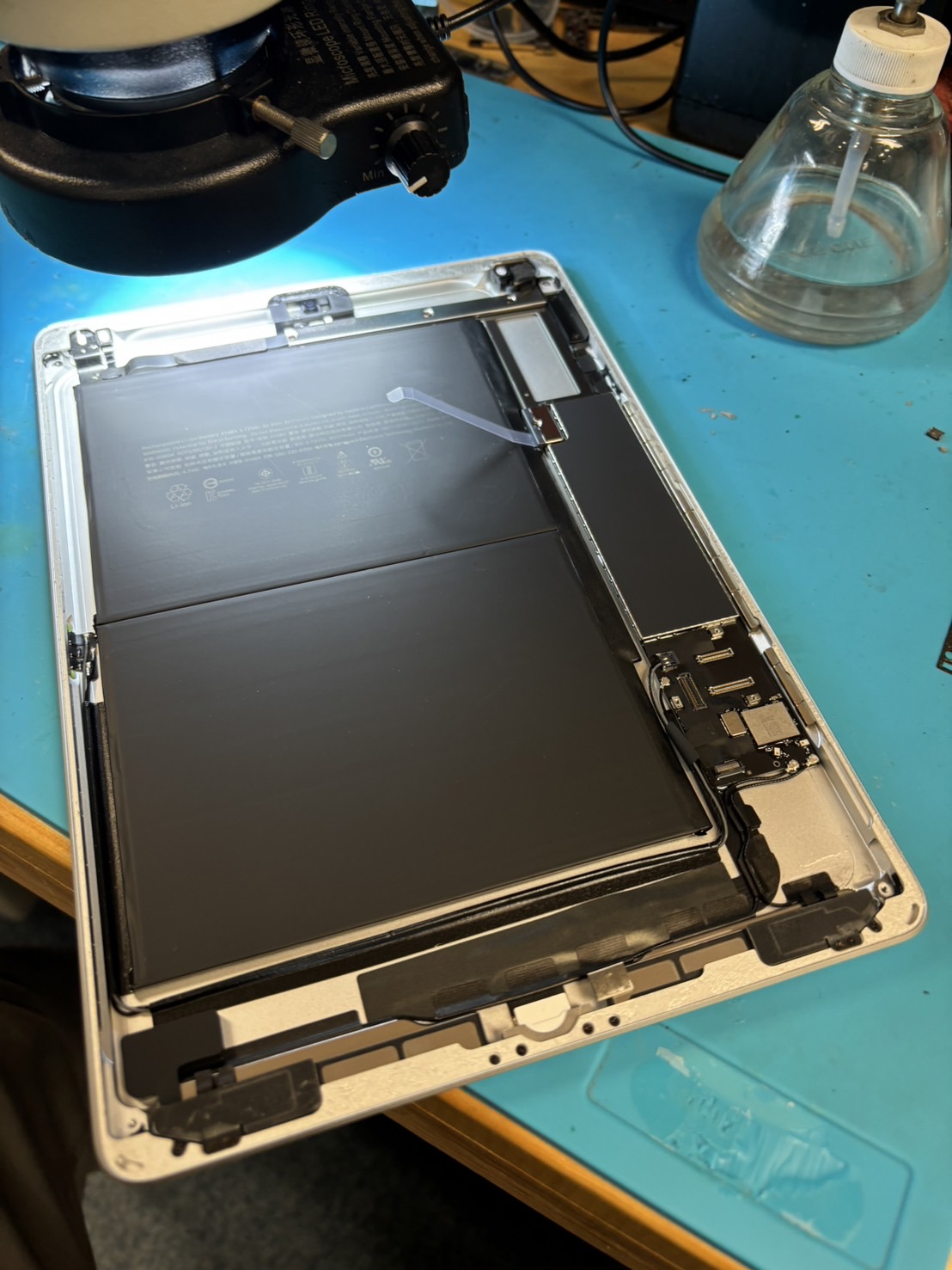 iPad9起動不良 iPad基板修理 - iPhone／iPad／android／switchの代行