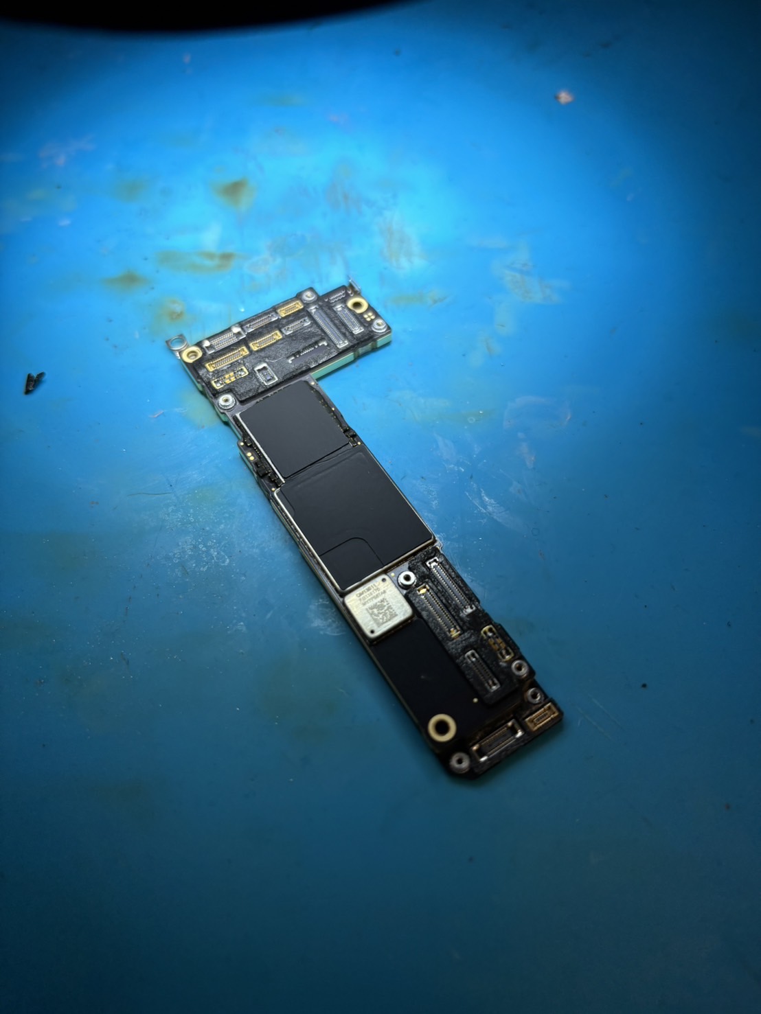 iPhone12 pro 基盤ジャンク 水没iPhoneのセルフ修理失敗！自分で基板洗浄したiPhone6Plus | iPhone