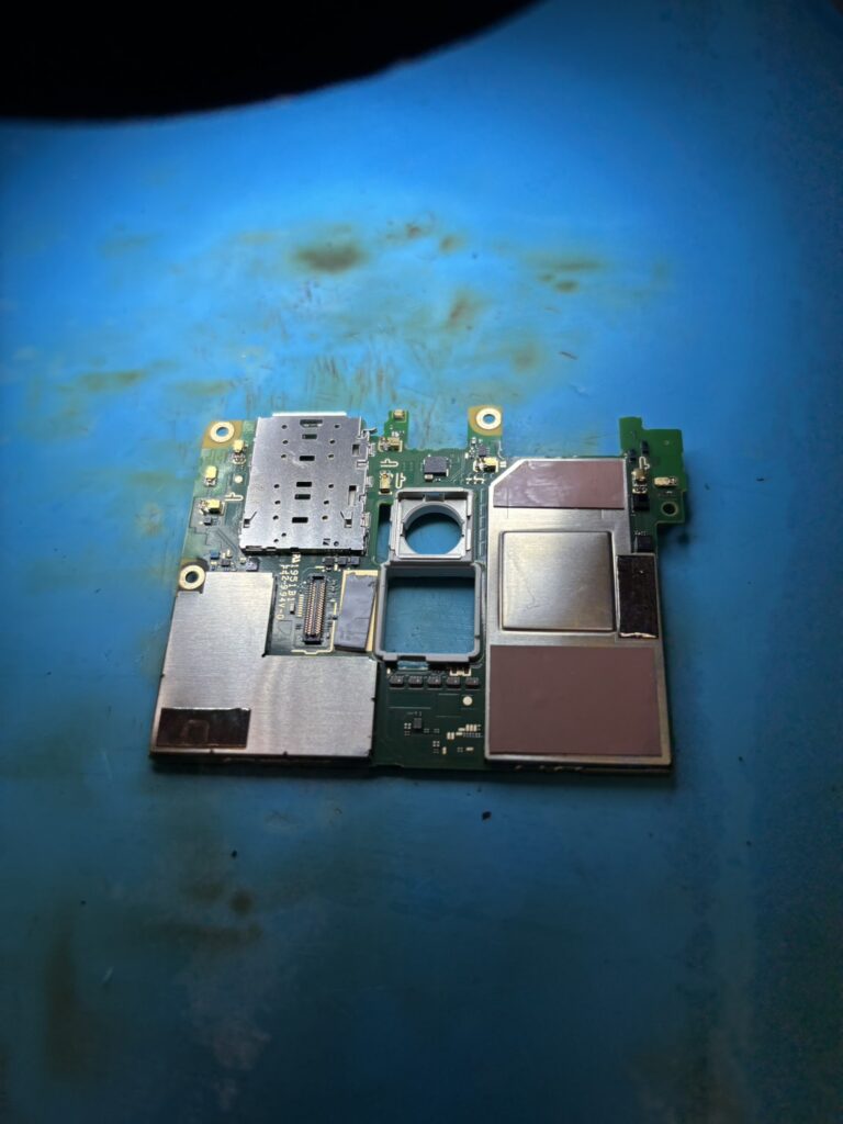 AQUOS zero2基板修理