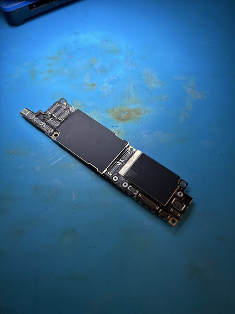 iPhoneXr基板