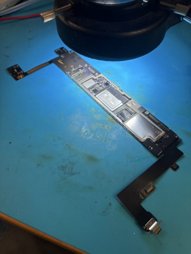 iPadAir5基板