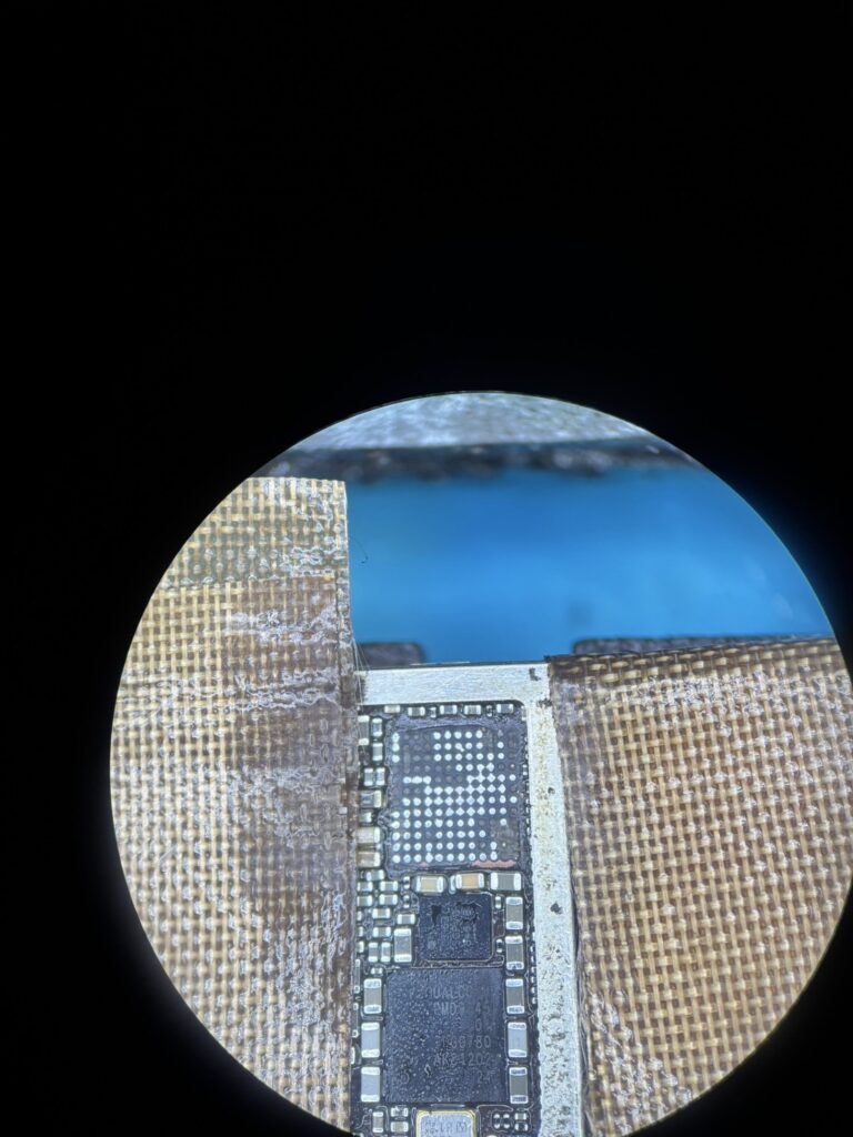 iPhone7基板修理