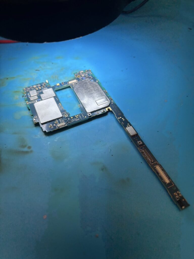 Xperia1基板修理