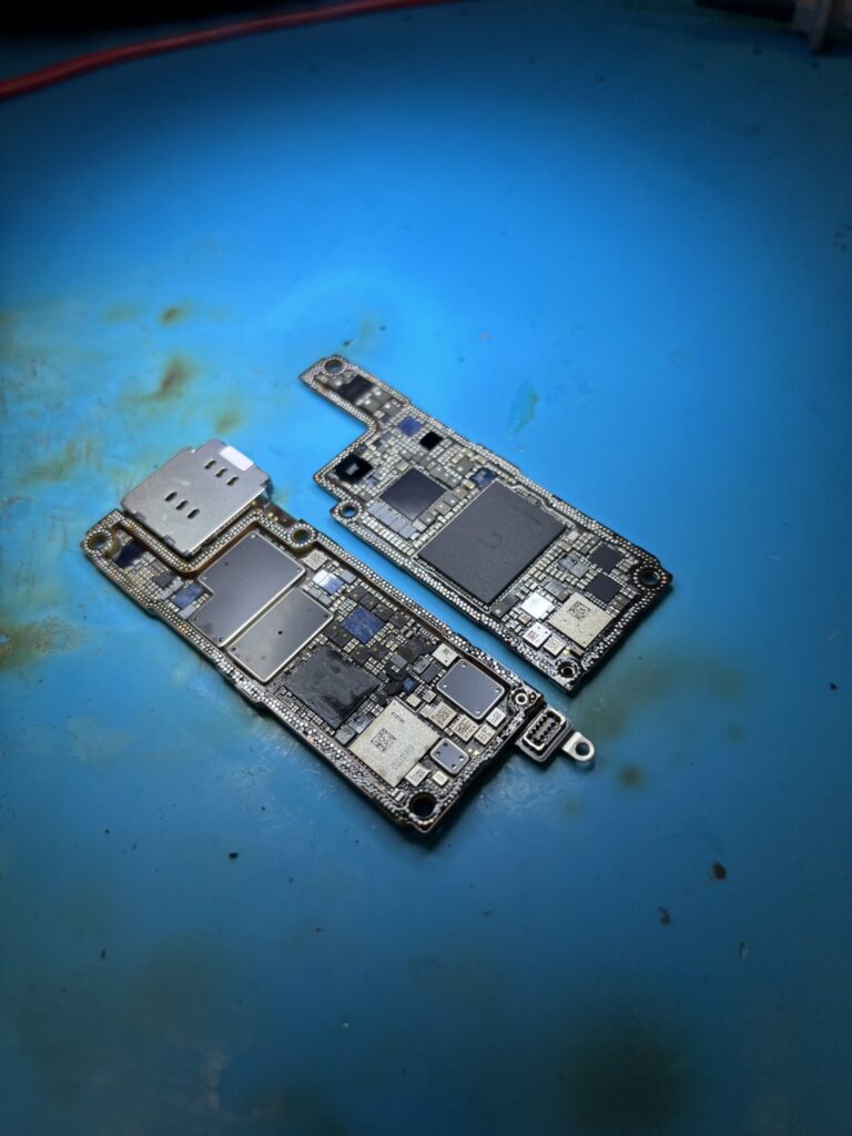 iPhone15Promax基板修理