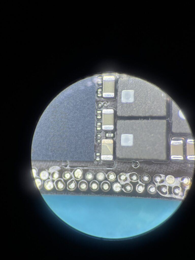 iPhone15Promax基板修理