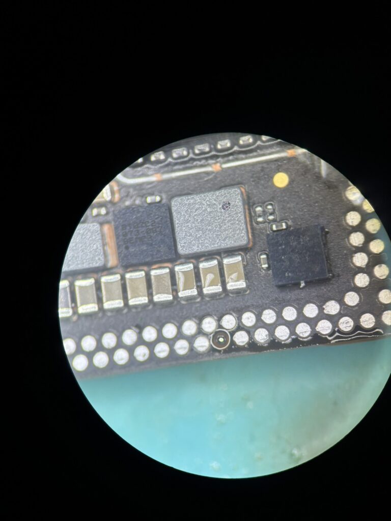 iPhone13Pro基板修理