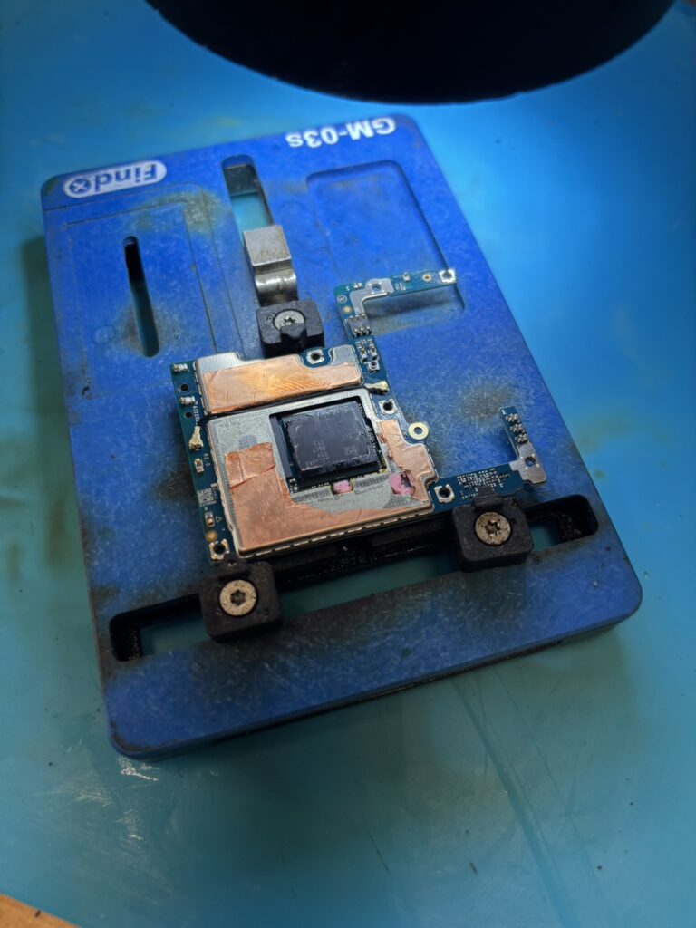 Zenfone9基板修理