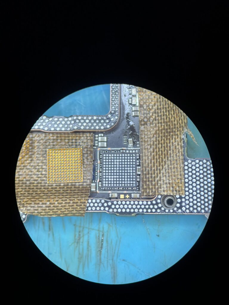 iPhone14基板修理