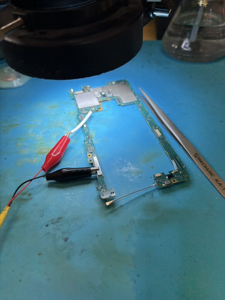 Xperia XZ3 基板修理