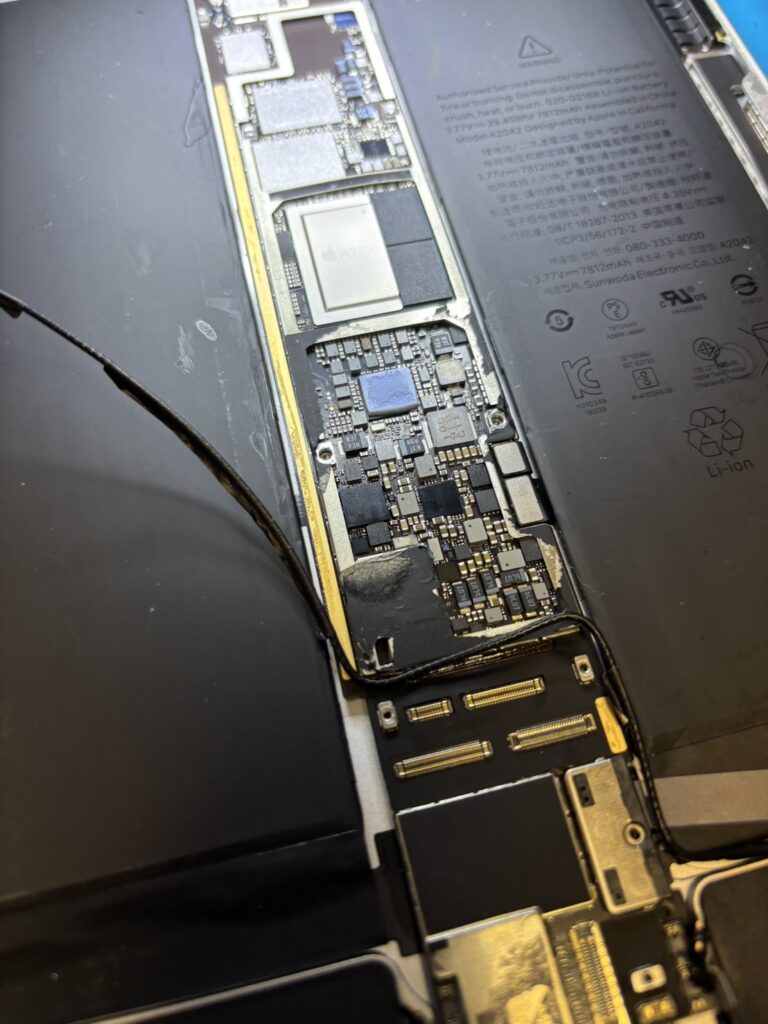 iPadPro11 1st基板修理