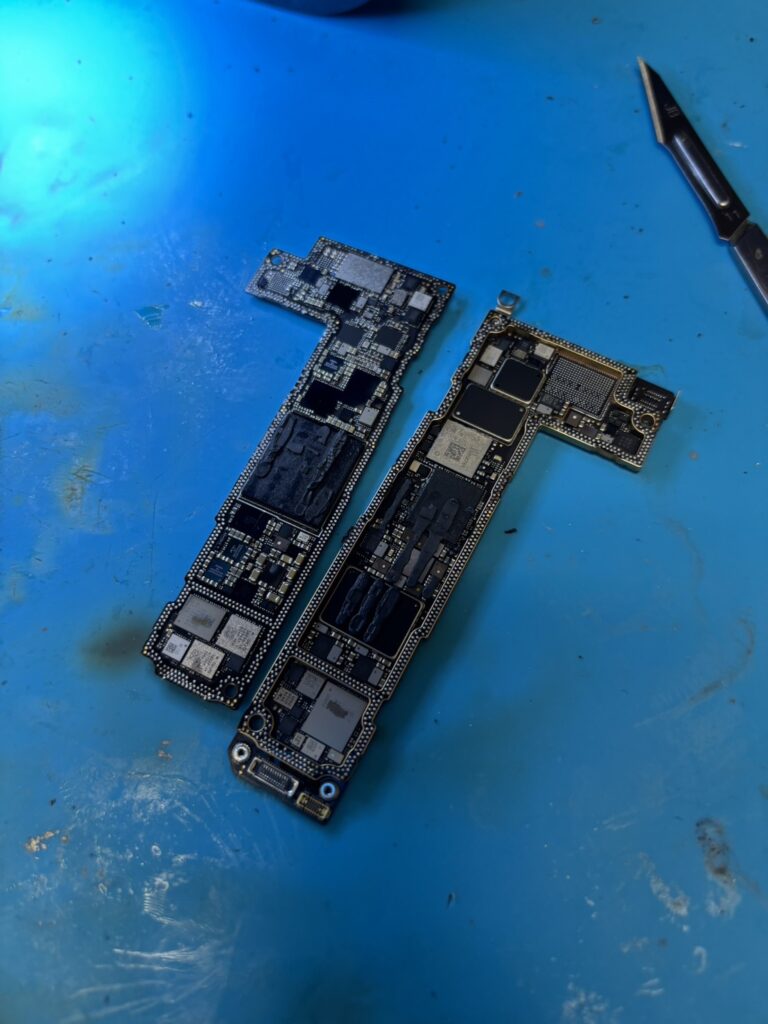 iPhone12基板修理