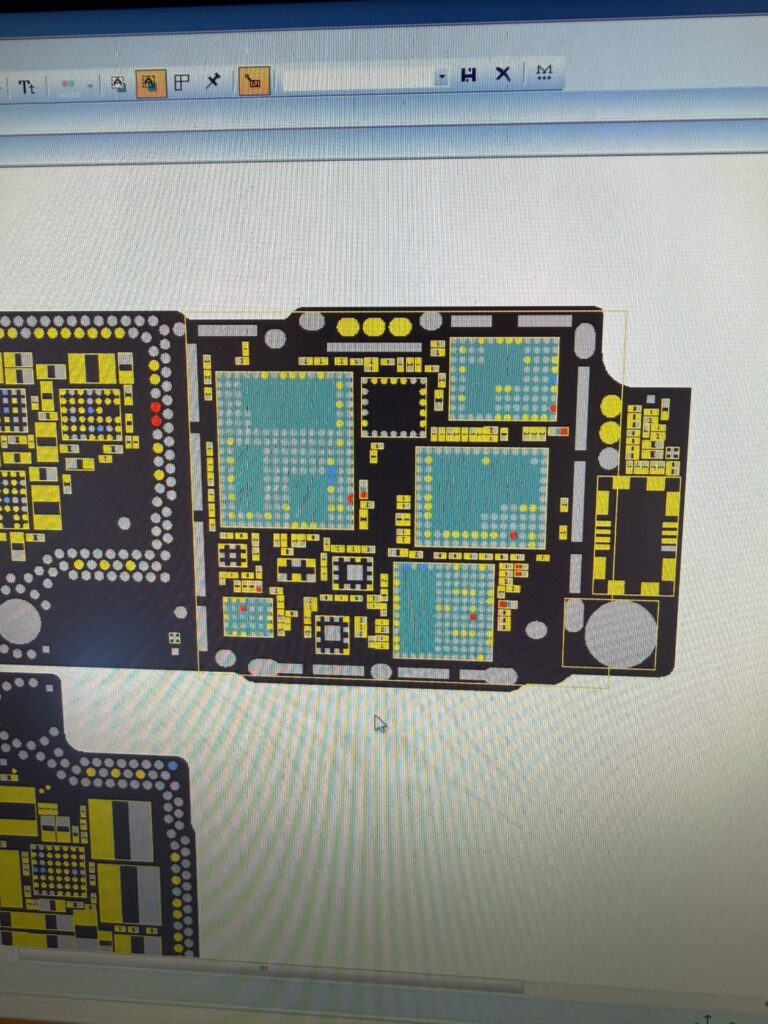 iPhone12mini基板修理