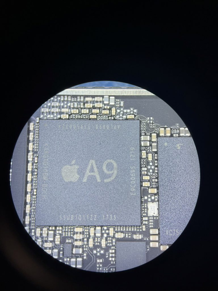 iPad 第5世代 基板のCPU