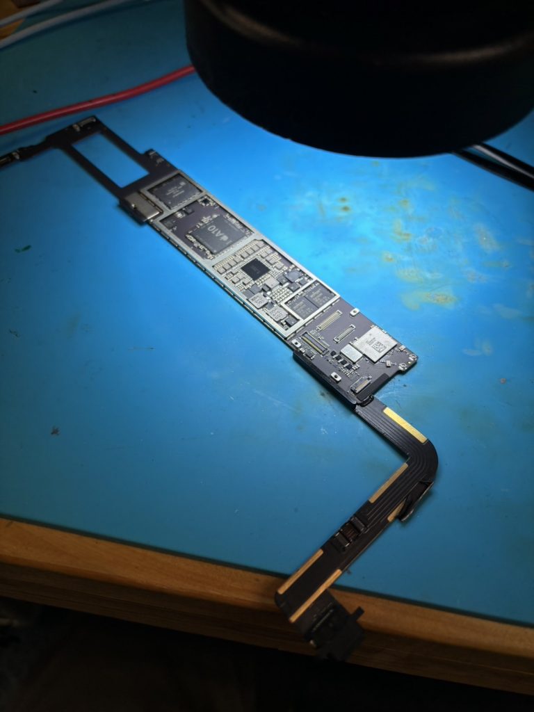 iPad 第6世代 メイン基板
