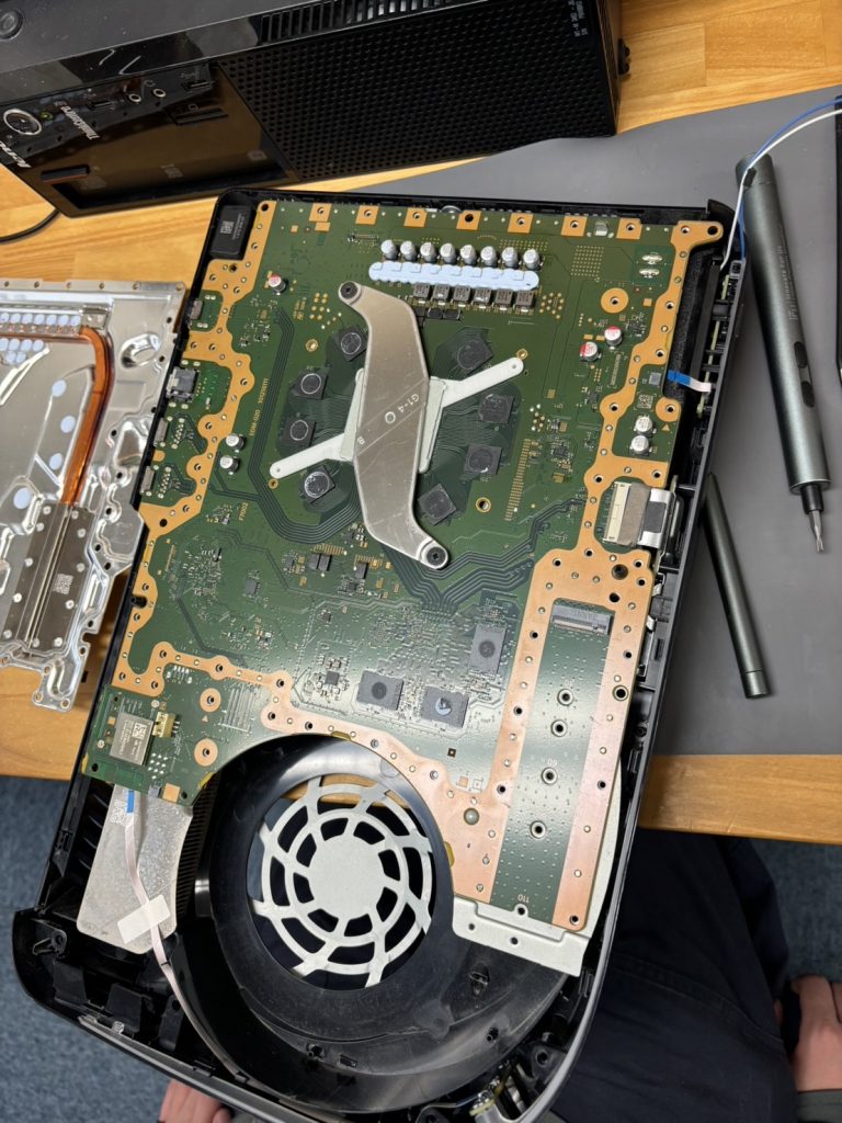 PS5分解