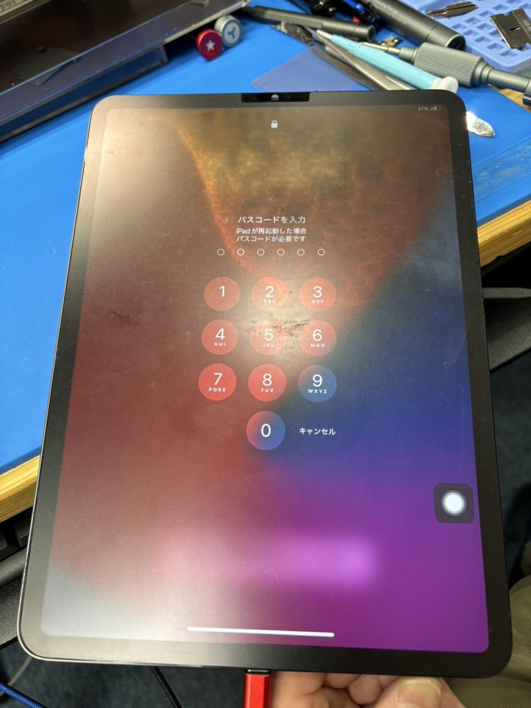 iPad Pro 11インチ 第2世代 基板修理後に起動