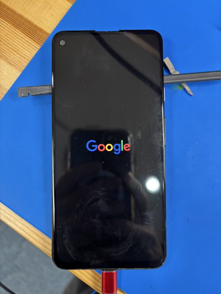 Pixel 4a 起動時のロゴ表示