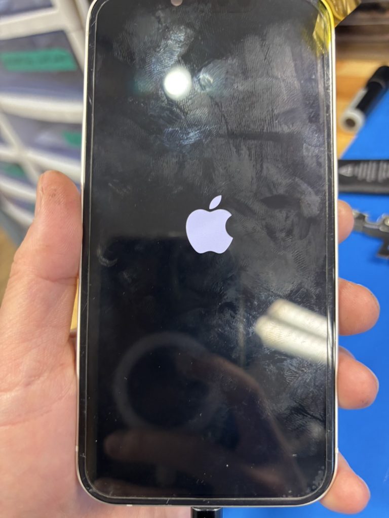 iPhone14衝撃で電源が入らなくなった「iPhone基板修理」