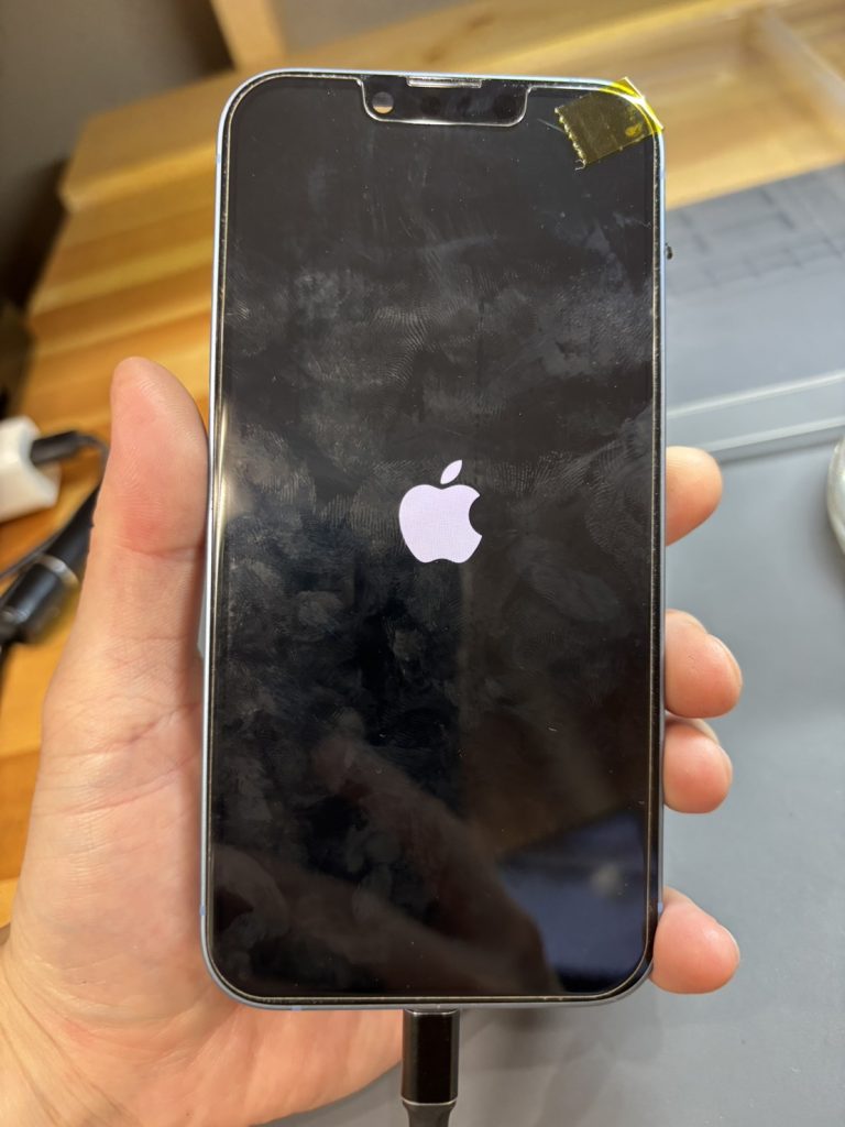 iPhone 14 基板修理後の起動