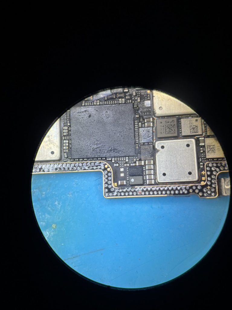 iPhone13Pro基板修理