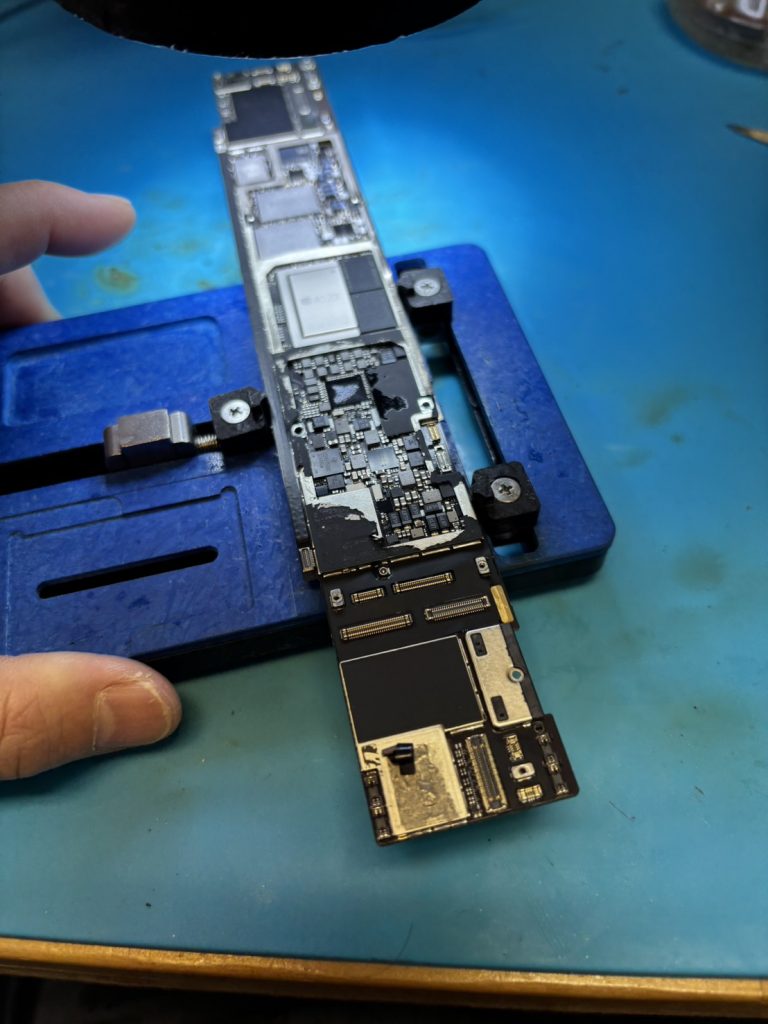 iPadPro11充電不良