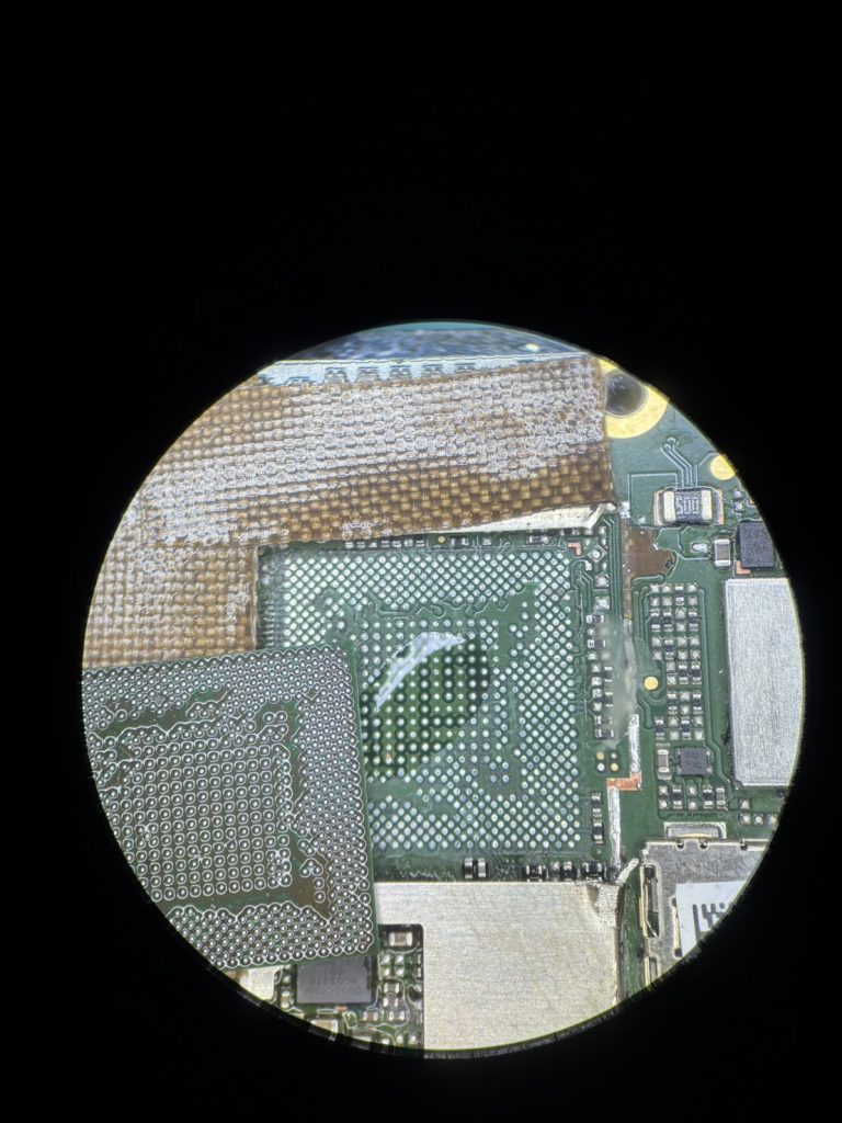 AQUOS wish2 CPU再実装後の基板の確認