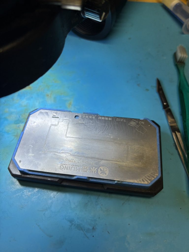 iPhone12基板修理