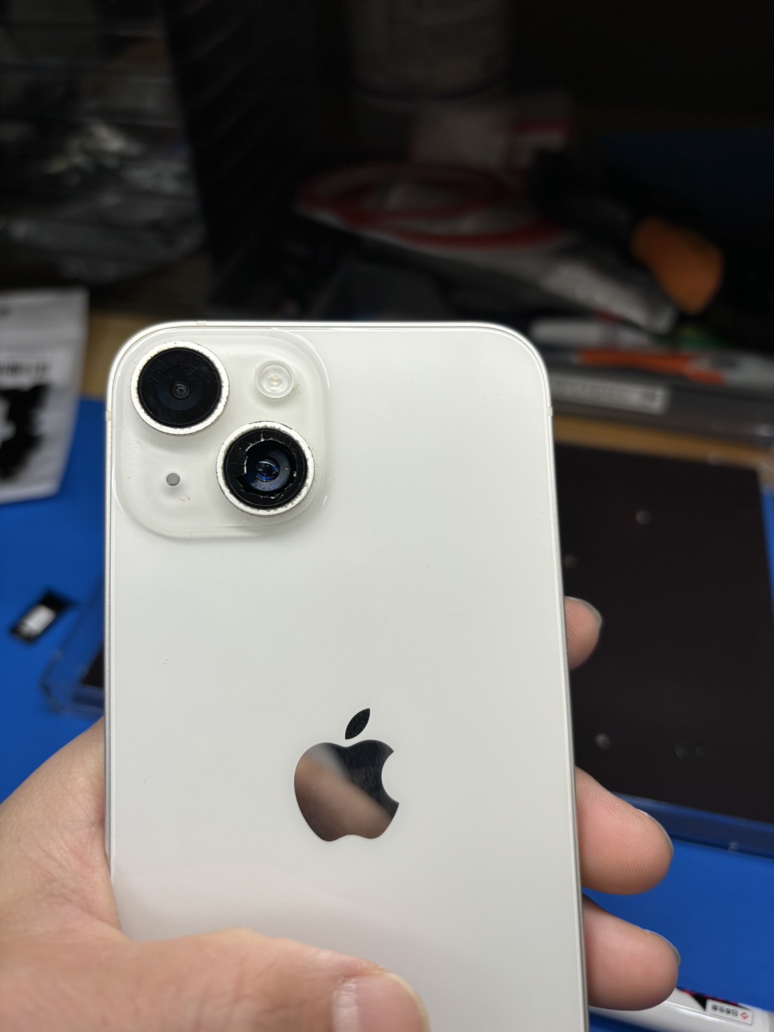 iPhone14アウトカメラレンズ割れ【iPhone修理熊谷】