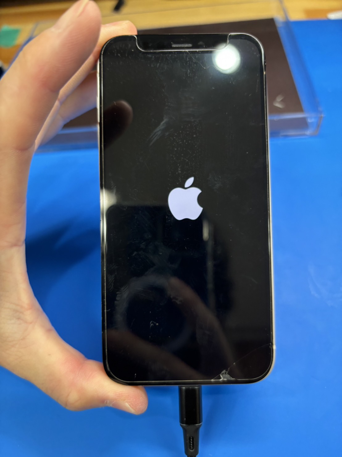iPhone12mini突然起動しなくなってしまった【iPhone基板修理熊谷】