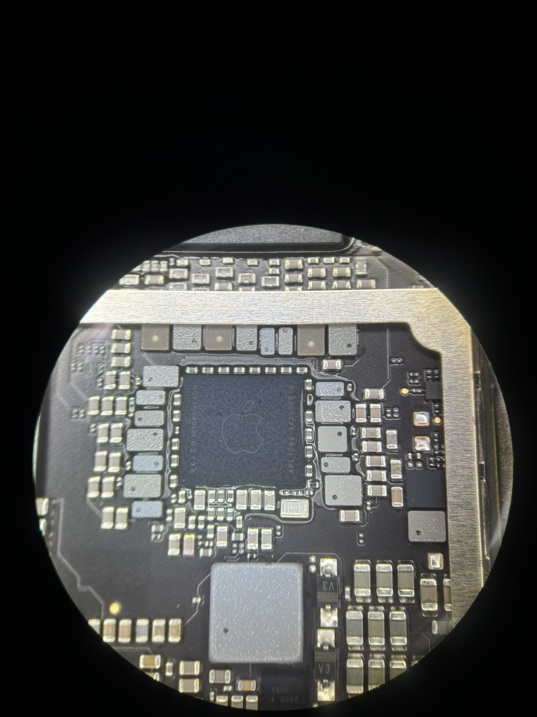iPad9世代 電源がつかなくなった【iPad基板修理熊谷】