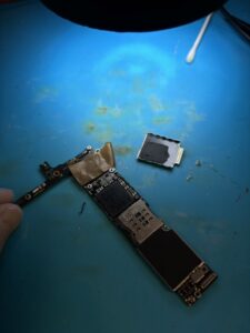 iPhone6Plus電源がつかなくなった【iPhone基板修理修理熊谷】