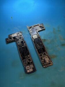 iPhone12急に電源がつかなくなった【iPhone基板修理熊谷】