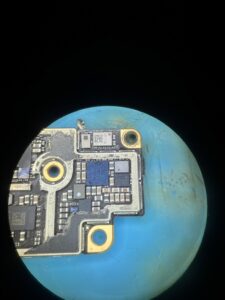 iPhoneSE2電源がつかなくなってしまった【iPhone基板修理熊谷】
