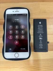 iPhoneSE2画面表示がおかしくなった【iPhone修理熊谷】