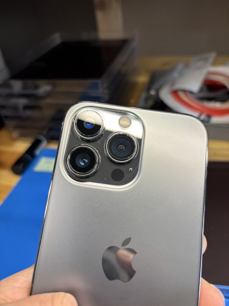 iPhone13Proカメラレンズ交換